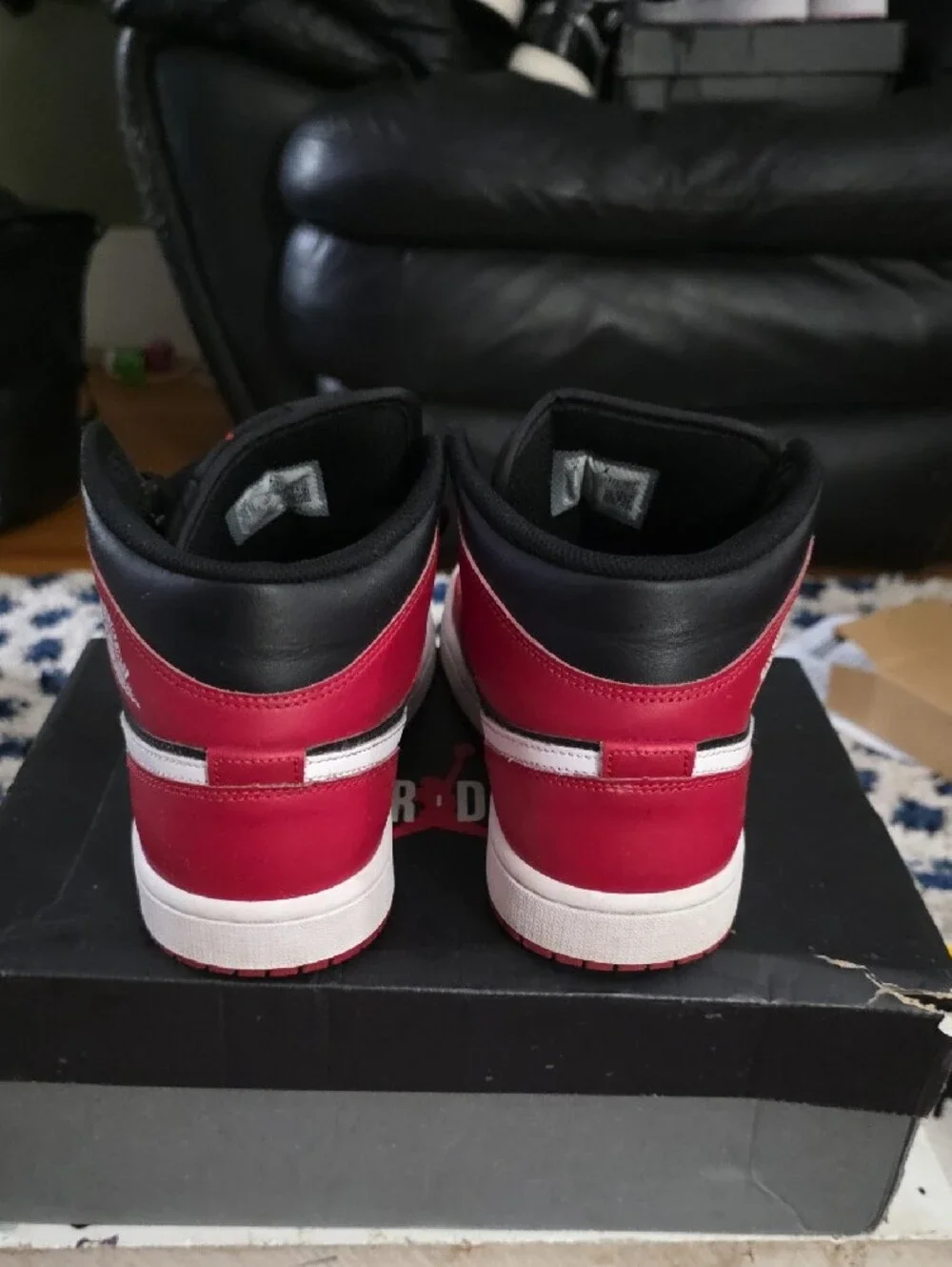 Air Jordan 1 Mid 